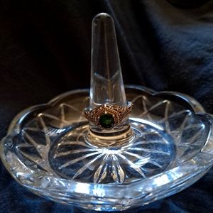 Deep green antique style ring